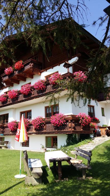 Готель Alpenhaus Birkhahn Рамзау-ам-Дахштайн Екстер'єр фото